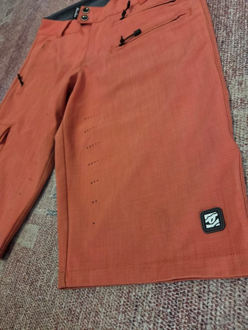 Race Face Khyber Women's MTB Shorts coral size medium